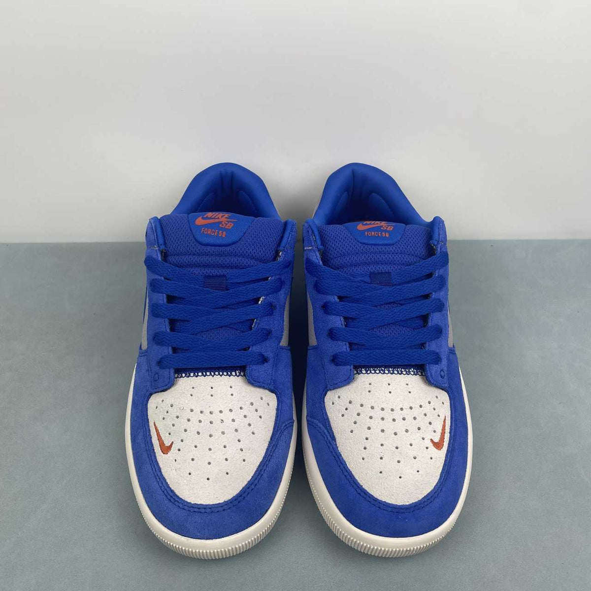 Nike SB Force  Low-Top Sneakers – Royal Blue / Gray / Off-White
