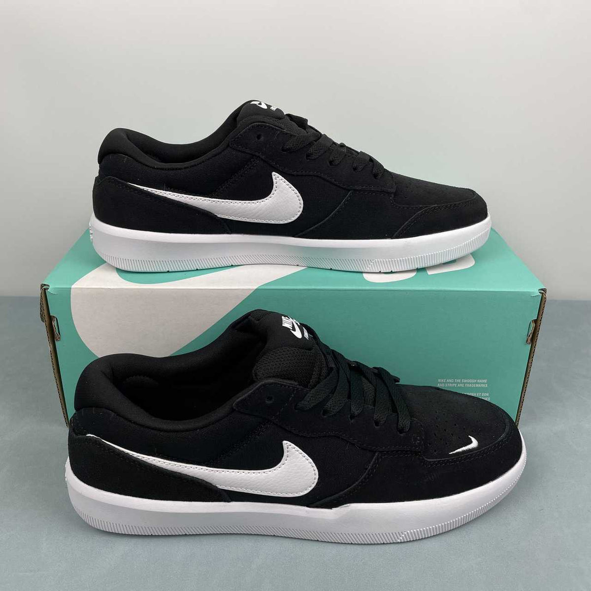 Nike SB Force 58 Shoes - Black/White