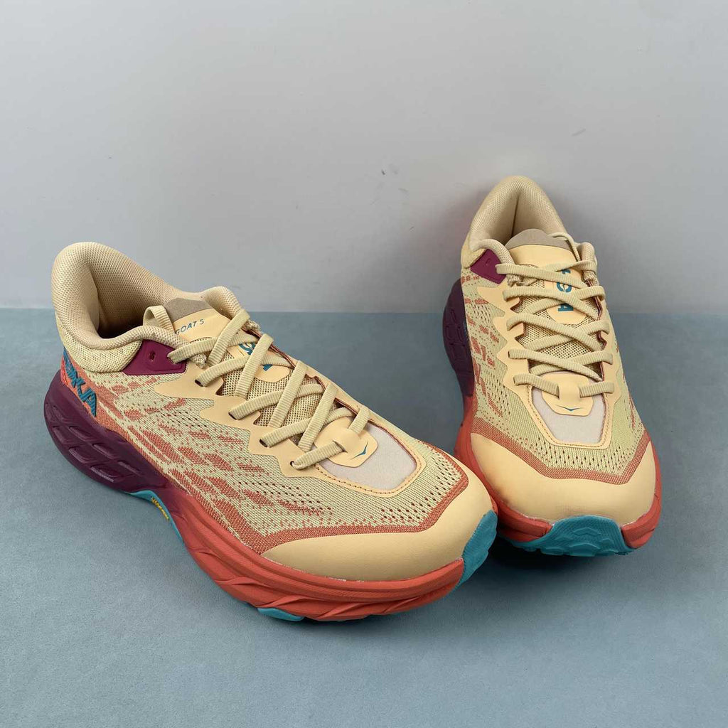 HOKA Speedgoat 5 Sneakers – Cream & Coral