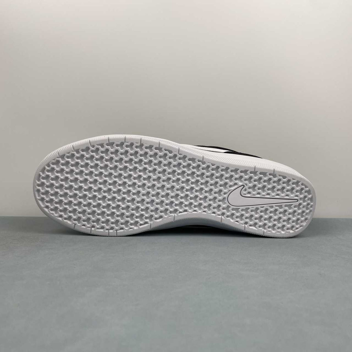 Nike SB Force 58 Shoes - Black/White